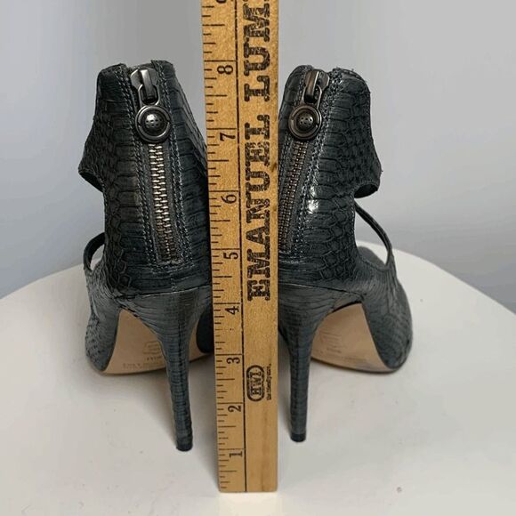 Leon Max Snakeskin Heel - Picture 5 of 8